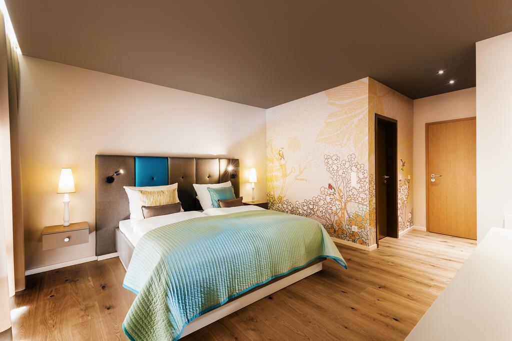 Sparhof Hotel Zum Taufstein מראה חיצוני תמונה
