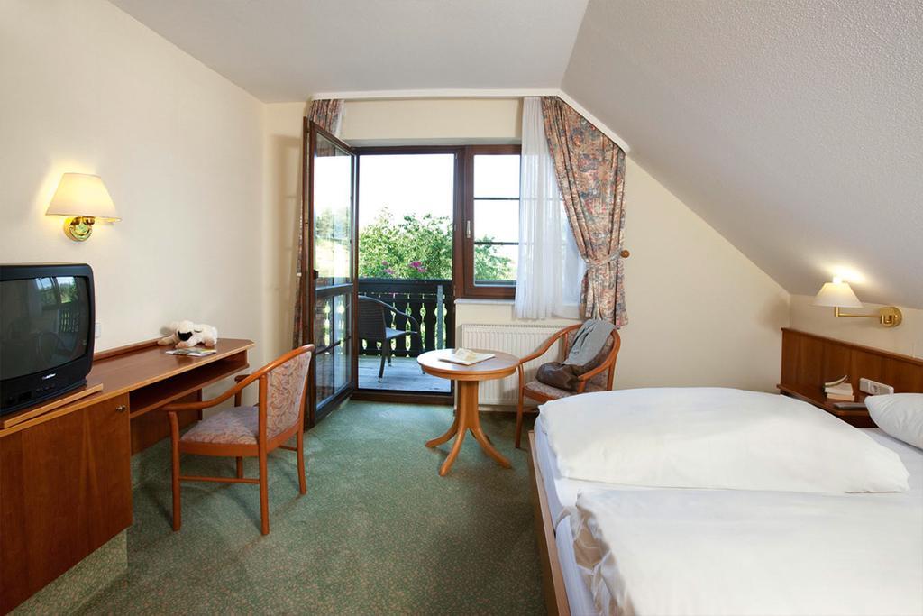 Sparhof Hotel Zum Taufstein מראה חיצוני תמונה